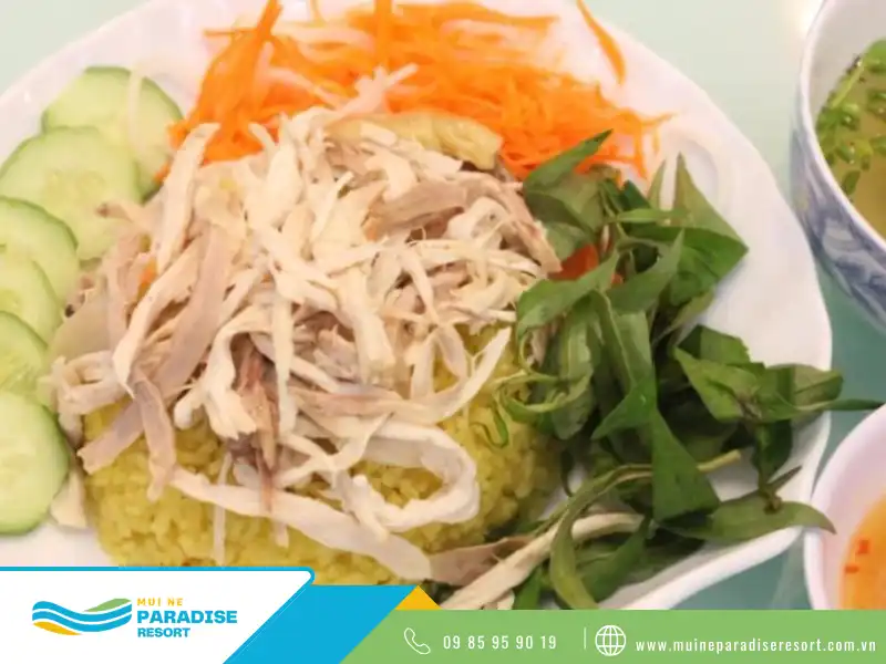 Cơm gà Lê Hồng Phong
