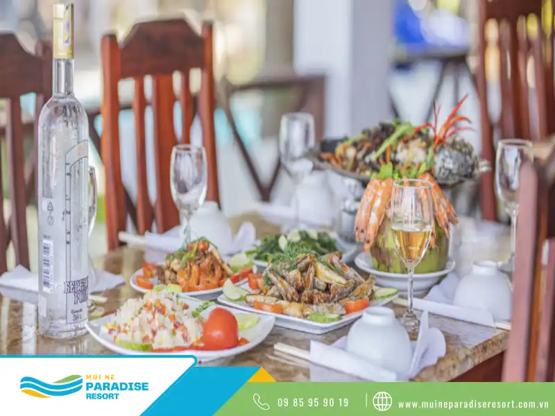 Thưởng thức hải sản tại nhà hàng Lacheln