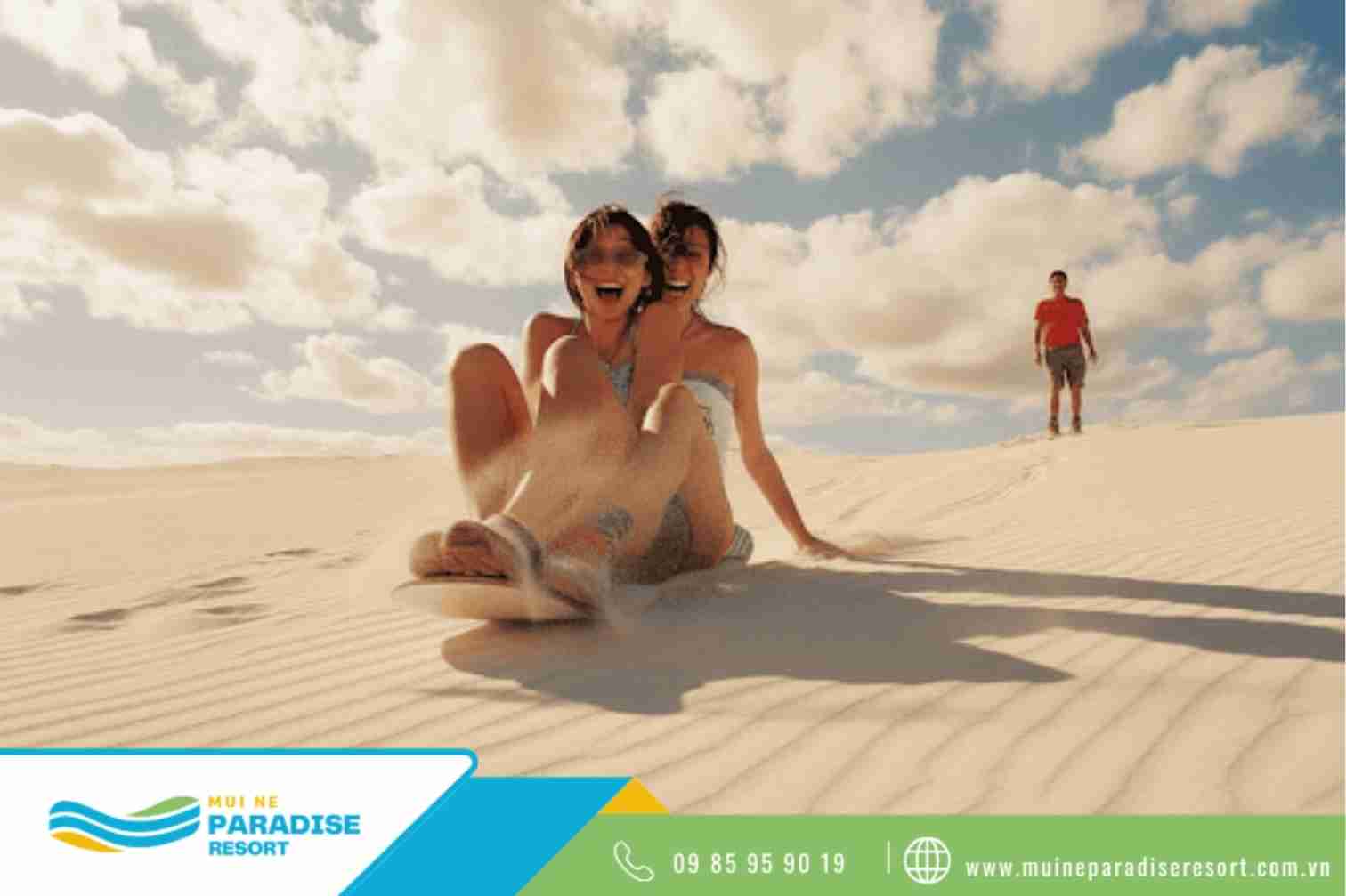 Mũi Né sa mạc - Trượt cát là hoạt động nổi bật nhất ở đồi cát
