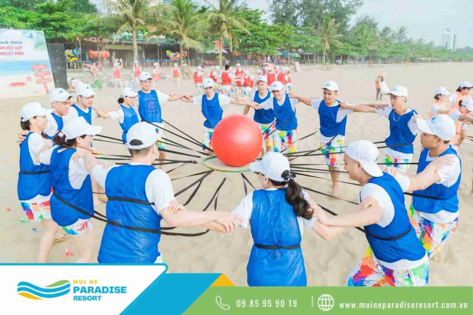 Tour team building Mũi Né - Hoạt động team building trên bãi biển