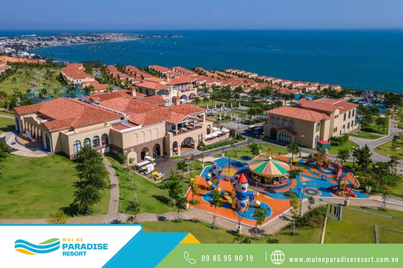 Resort Mũi Né Có Xe Đưa Đón - Với diện tích rộng lớn, bạn sẽ được đưa đón miễn phí trong nội khu bằng xe điện