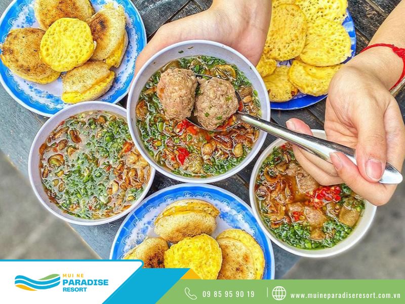 Ăn sáng Mũi Né - Bánh căn ở Mũi Né