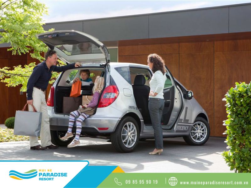 Thuê xe 4 chỗ đi Mũi Né - Xe 4 chỗ phù hợp nhóm từ 2-3 người
