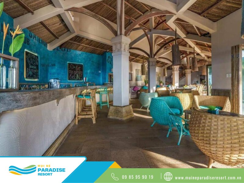 quán bar Mũi Né - Không gian của quán bar Sailing Club