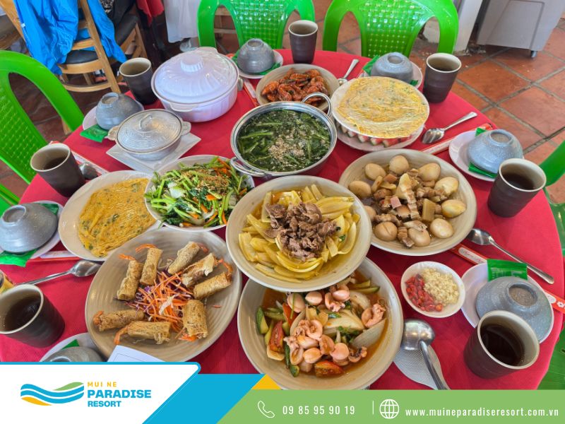 Nhà hàng Lacheln Mũi Né - Nhà hàng Lacheln làm hài lòng du khách với thực đơn đa dạng