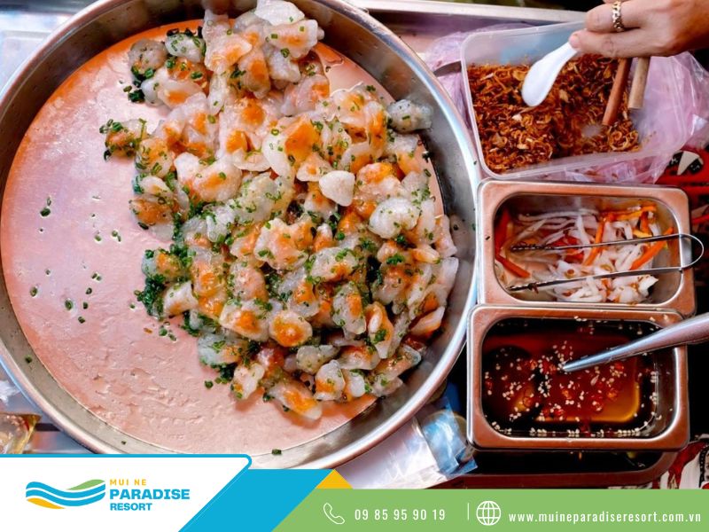 Bánh Quai Vạc Phan Thiết - Nước chấm đặc sệt chua ngọt chính là linh hồn của món ăn