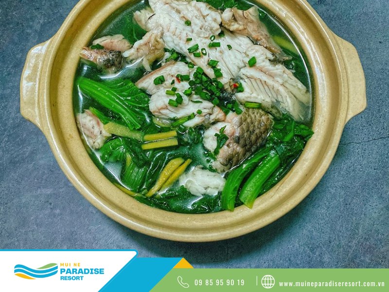 Món canh cá