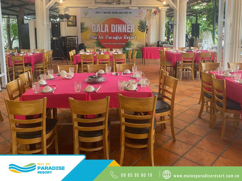 Gala Dinner được tổ chức tại nhà hàng Lacheln