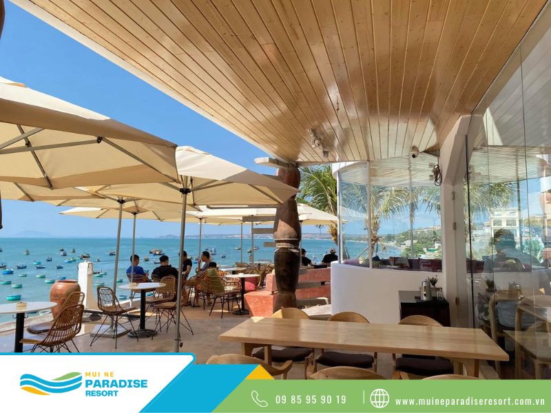 Soho Coffee Mũi Né – quán cafe view biển trên đường Huỳnh Thúc Kháng.
