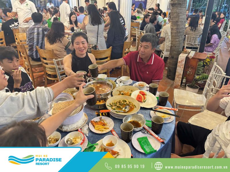 Thực đơn đa dạng phục vụ khách đoàn tại nhà hàng Lacheln